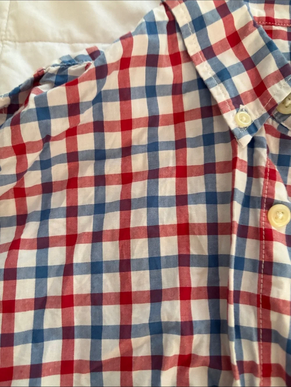 GAP boys Red, Blue & White Plaid Button-Down Shirt worn one time sz 14/16